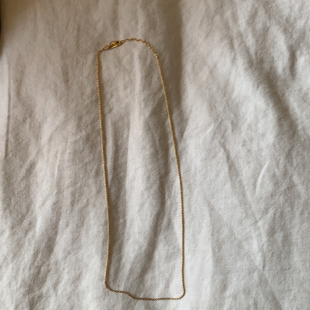 Mejuri gold necklace
